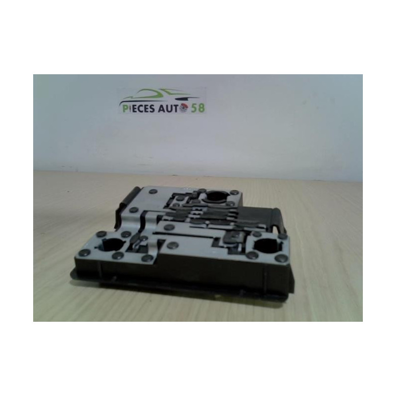 Platine feu arriere droit CITROEN XANTIA PHASE 2 d’occasion