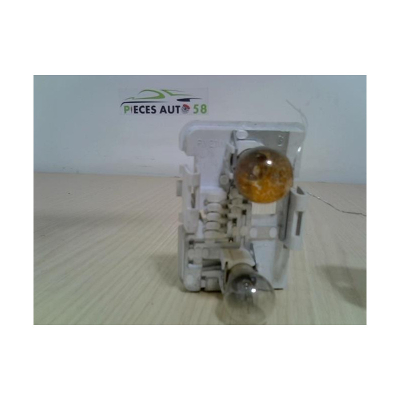 Platine feu arriere gauche CITROEN XANTIA PHASE 2 BREAK d’occasion