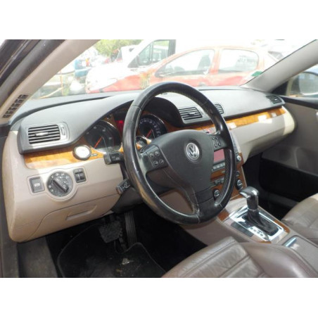 Optique avant secondaire gauche (feux)(clignotant) VOLKSWAGEN PASSAT 5 d’occasion
