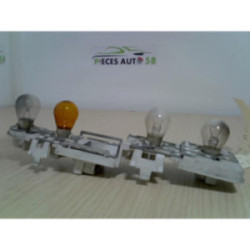 Platine feu arriere droit AUDI  d’occasion
