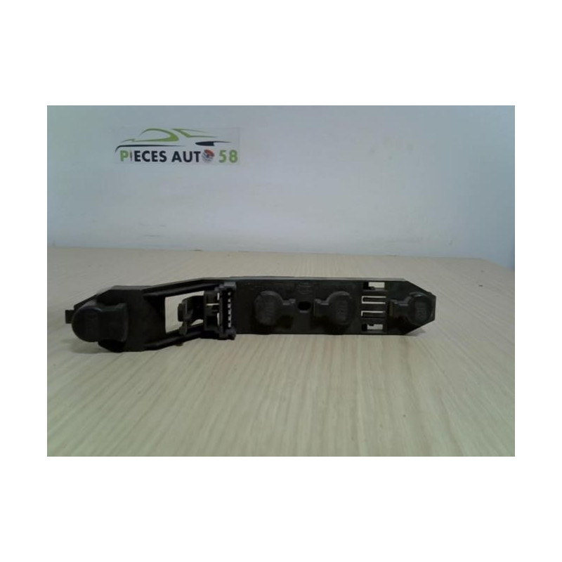 Platine feu arriere gauche RENAULT MEGANE 2 PHASE 1 d’occasion