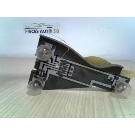 Platine feu arriere droit RENAULT MEGANE 1 PHASE 1 COUPE d’occasion