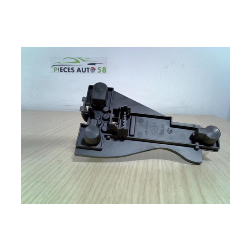 Platine feu arriere droit RENAULT MEGANE 1 PHASE 1 COUPE d’occasion