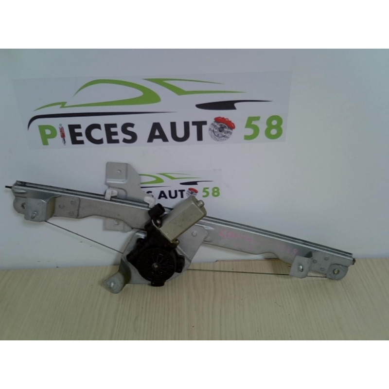 Leve vitre electrique avant gauche DACIA SANDERO 1 d’occasion