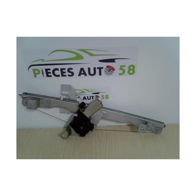 Leve vitre electrique avant gauche DACIA SANDERO 1 d’occasion