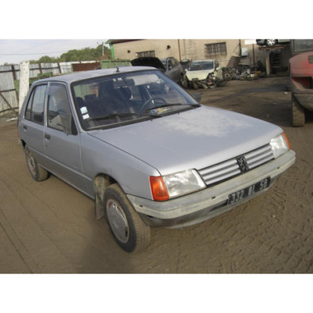 Leve vitre mecanique avant droit PEUGEOT 205 PHASE 1 d’occasion