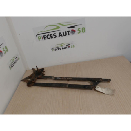 Leve vitre mecanique avant droit RENAULT TRAFIC 1 PHASE 1 d’occasion