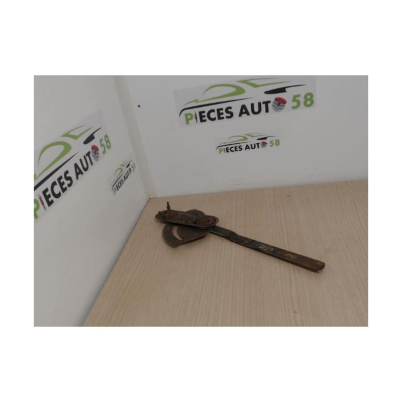 Leve vitre mecanique avant droit RENAULT  d’occasion
