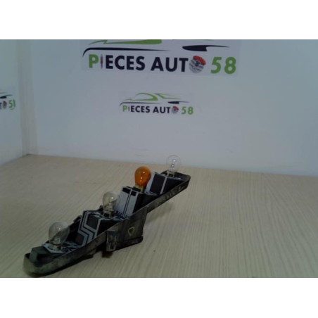 Platine feu arriere droit RENAULT  d’occasion