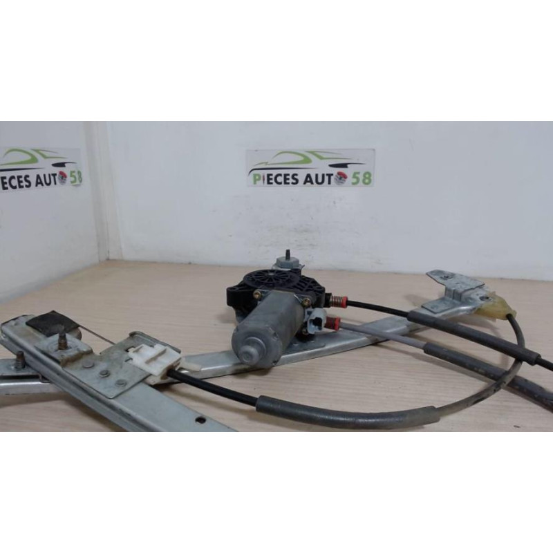 Leve vitre electrique avant droit CITROEN XSARA PHASE 2 d’occasion