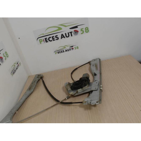Leve vitre electrique avant droit RENAULT  d’occasion