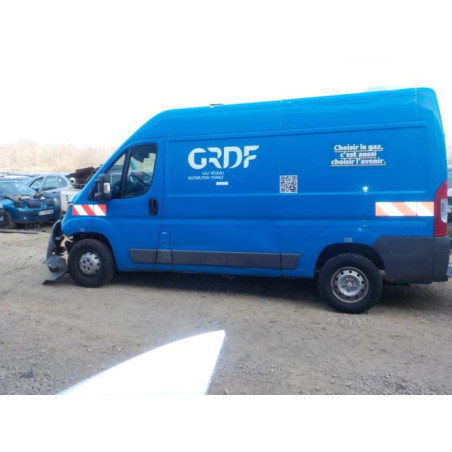 Poignee porte laterale droit PEUGEOT BOXER 3 PHASE 2 d’occasion