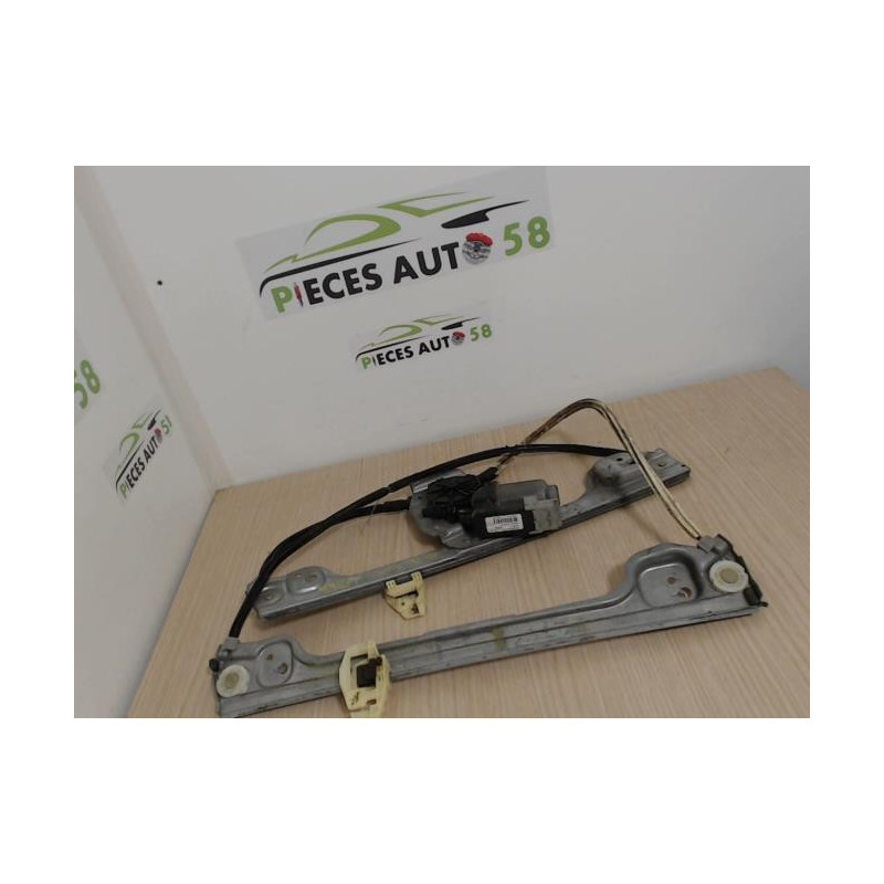 Leve vitre electrique avant gauche PEUGEOT 1007 d’occasion