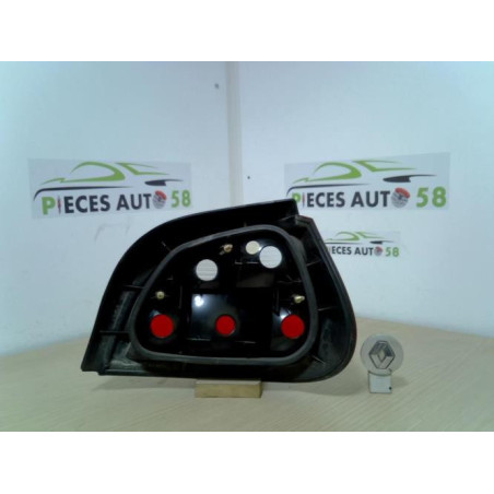 Feu arriere principal gauche (feux) RENAULT MEGANE 1 PHASE 2 d’occasion