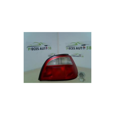 Feu arriere principal droit (feux) RENAULT MEGANE 1 PHASE 2 d’occasion