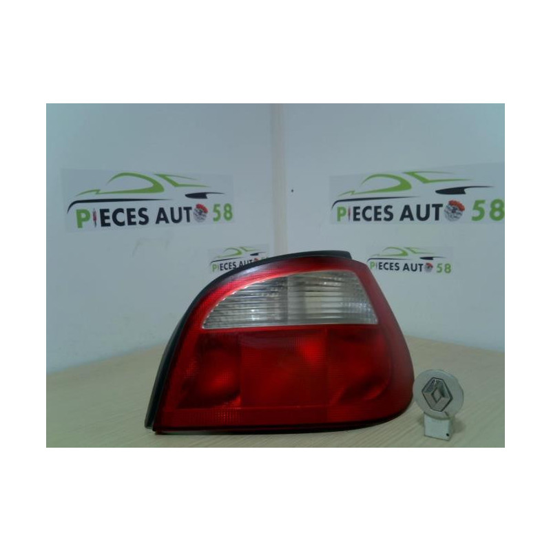 Feu arriere principal droit (feux) RENAULT MEGANE 1 PHASE 2 d’occasion
