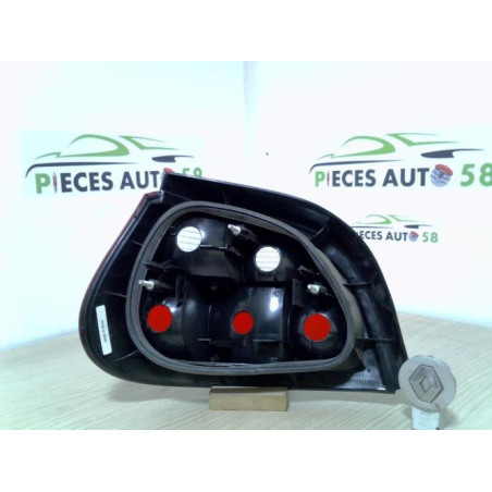 Feu arriere principal droit (feux) RENAULT MEGANE 1 PHASE 2 d’occasion