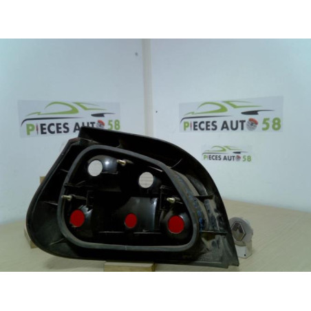 Feu arriere principal droit (feux) RENAULT MEGANE 1 PHASE 2 d’occasion
