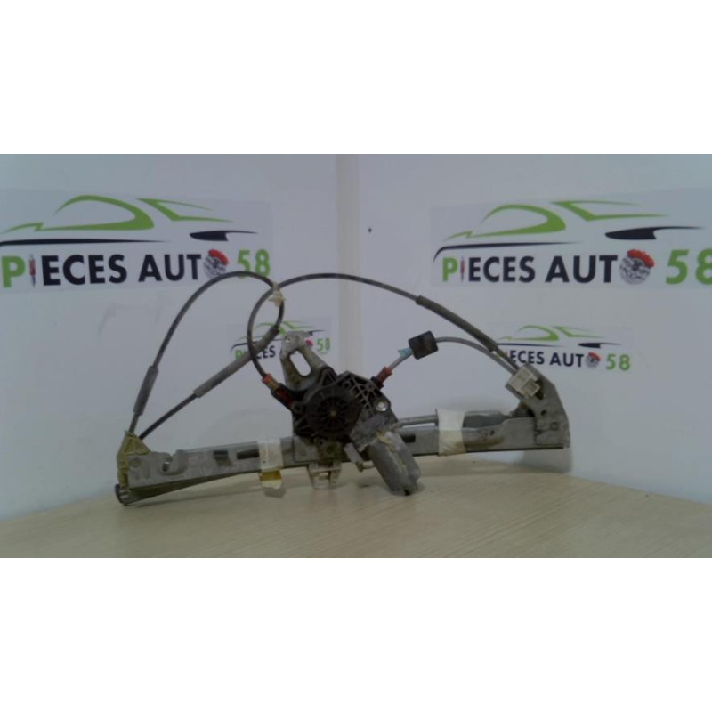 Leve vitre electrique avant droit PEUGEOT 206 PHASE 1 d’occasion