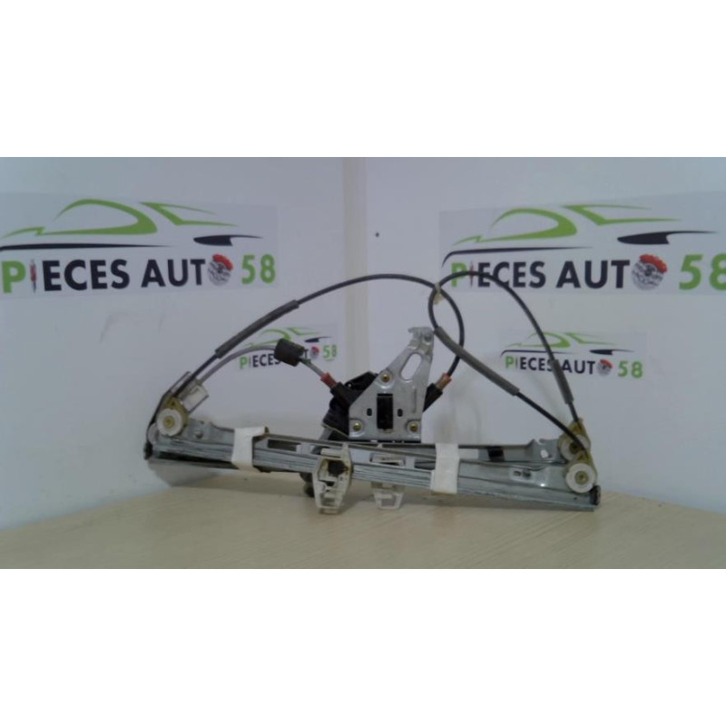 Leve vitre electrique avant droit PEUGEOT 206 PHASE 1 d’occasion