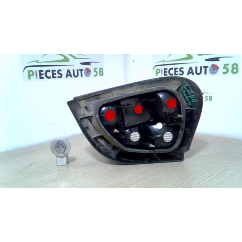 Feu arriere principal droit (feux) RENAULT MEGANE 1 PHASE 2 d’occasion
