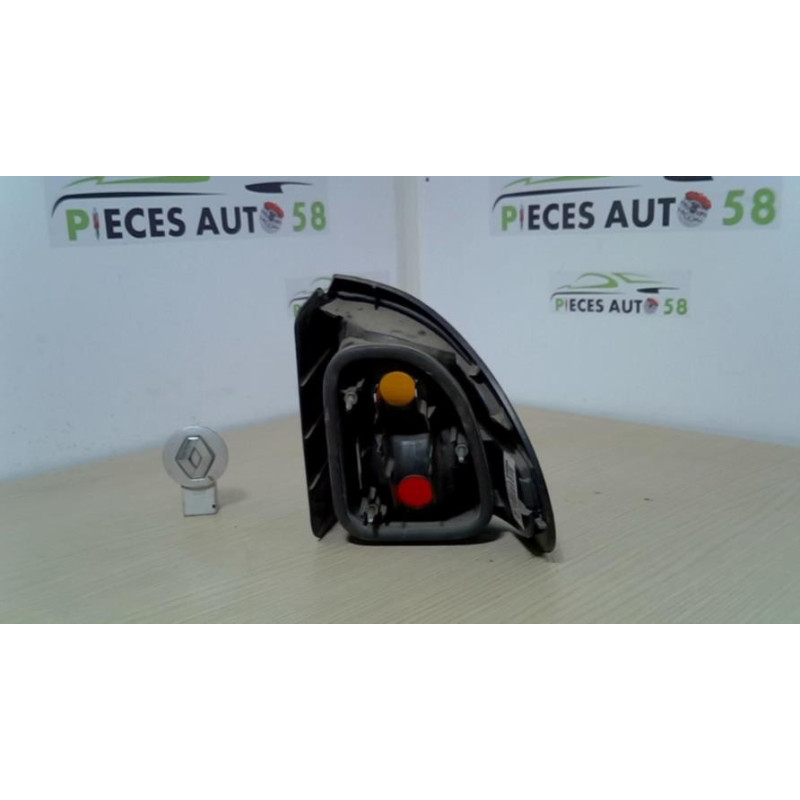 Feu arriere principal gauche (feux) RENAULT LAGUNA 1 PHASE 2 d’occasion