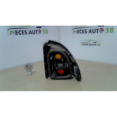 Feu arriere principal gauche (feux) RENAULT LAGUNA 1 PHASE 2 d’occasion