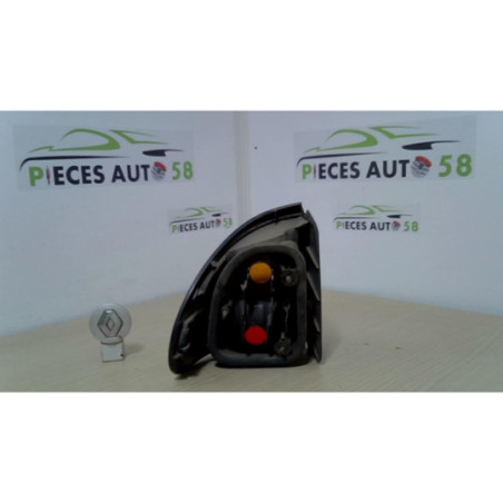 Feu arriere principal droit (feux) RENAULT LAGUNA 1 PHASE 1 d’occasion