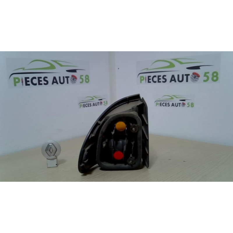 Feu arriere principal droit (feux) RENAULT LAGUNA 1 PHASE 1 d’occasion