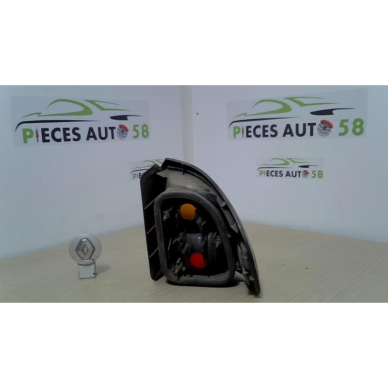 Feu arriere principal gauche (feux) RENAULT LAGUNA 1 PHASE 2 d’occasion