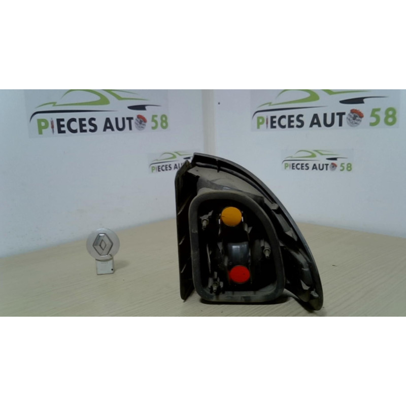 Feu arriere principal gauche (feux) RENAULT LAGUNA 1 PHASE 2 d’occasion