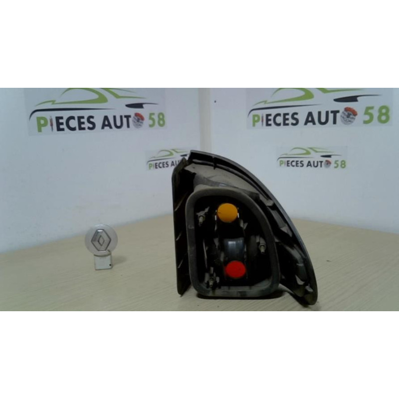 Feu arriere principal gauche (feux) RENAULT LAGUNA 1 PHASE 2 d’occasion