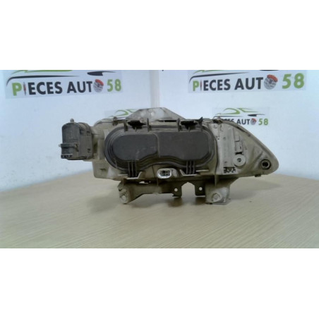 Optique avant principal gauche (feux)(phare) RENAULT  d’occasion