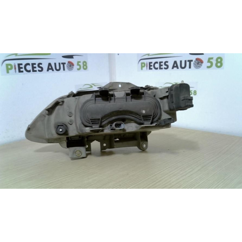Optique avant principal droit (feux)(phare) RENAULT ESPACE 3 d’occasion