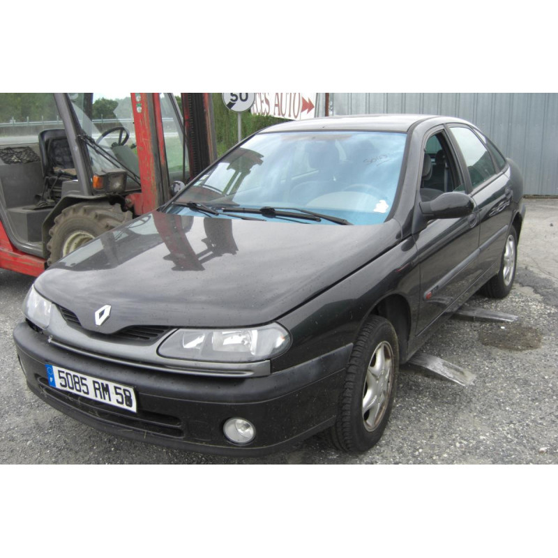 Feu arriere principal gauche (feux) RENAULT LAGUNA 1 PHASE 2 d’occasion