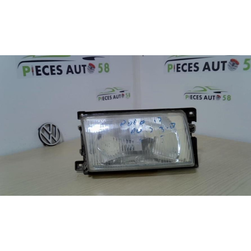 Optique avant principal droit (feux)(phare) VOLKSWAGEN POLO 2 d’occasion
