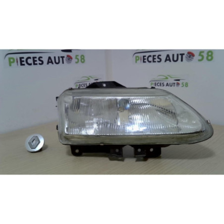 Optique avant principal droit (feux)(phare) RENAULT ESPACE 3 d’occasion