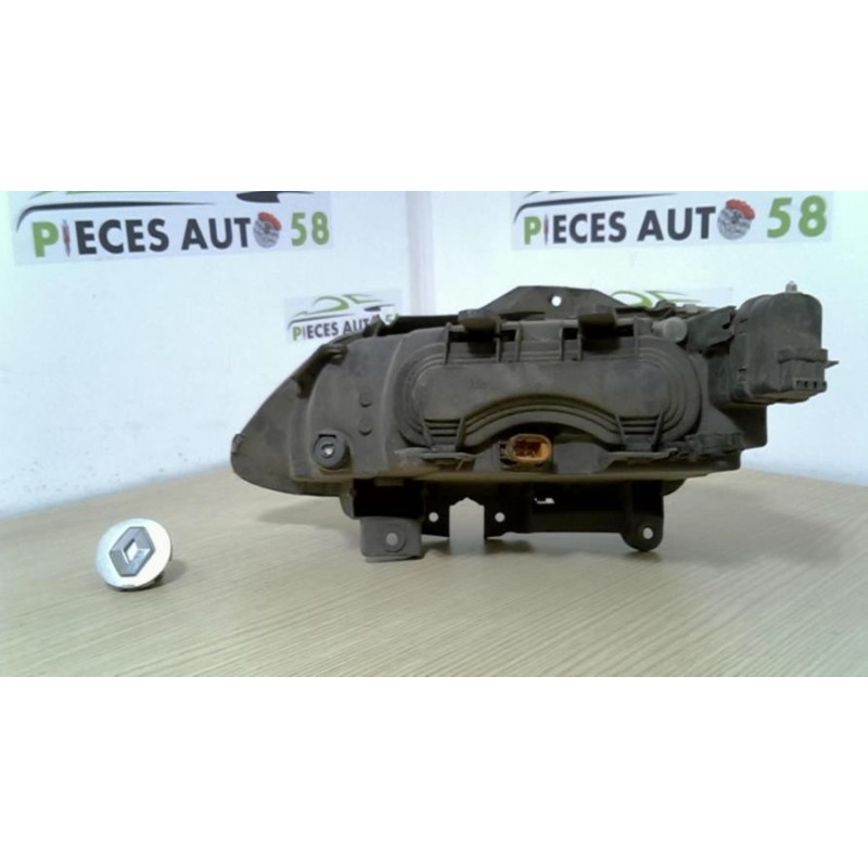 Optique avant principal droit (feux)(phare) RENAULT ESPACE 3 d’occasion