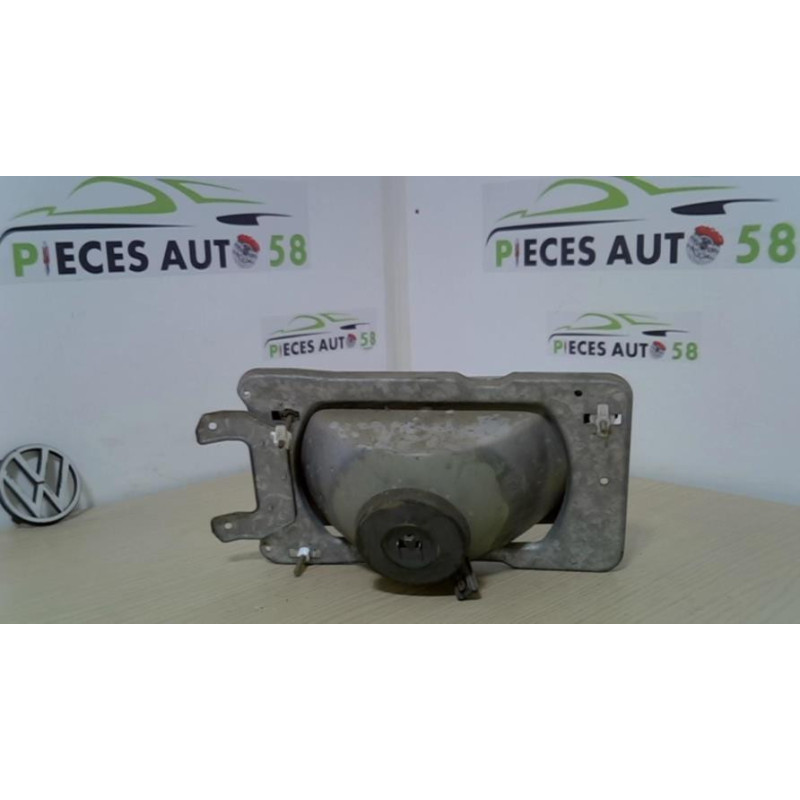 Optique avant principal gauche (feux)(phare) VOLKSWAGEN JETTA 1 d’occasion