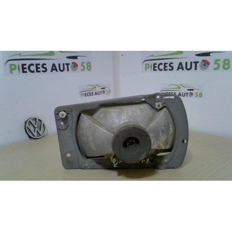 Optique avant principal droit (feux)(phare) VOLKSWAGEN JETTA 2 d’occasion