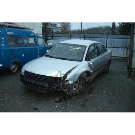 Optique avant principal droit (feux)(phare) VOLKSWAGEN PASSAT 4 PHASE 1 d’occasion