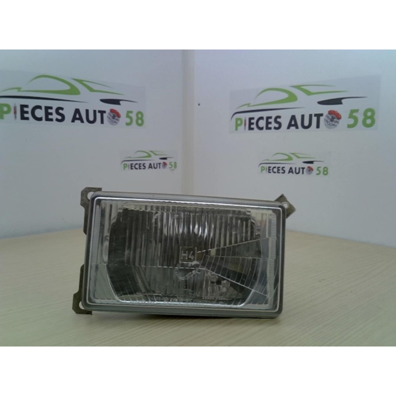 Optique avant principal droit (feux)(phare) VOLKSWAGEN SCIROCCO 2 COUPE d’occasion
