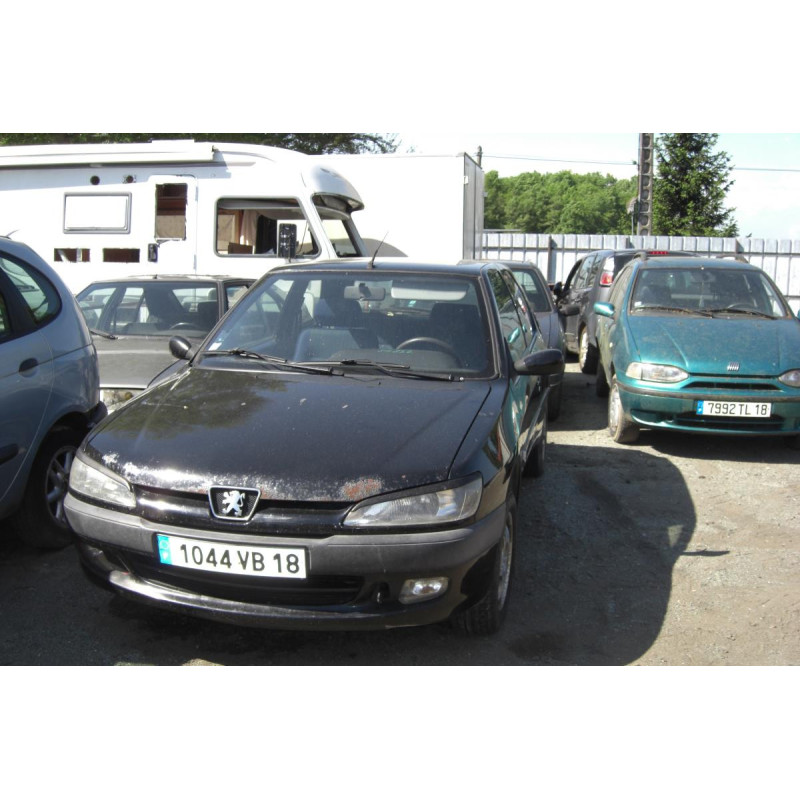Feu arriere principal gauche (feux) PEUGEOT 306 PHASE 2 d’occasion