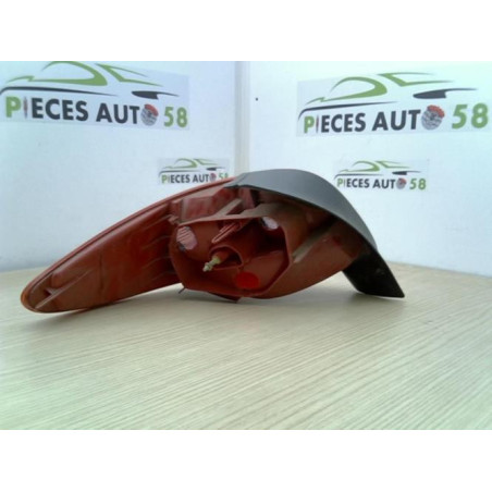 Feu arriere principal droit (feux) PEUGEOT 206 PHASE 1 d’occasion