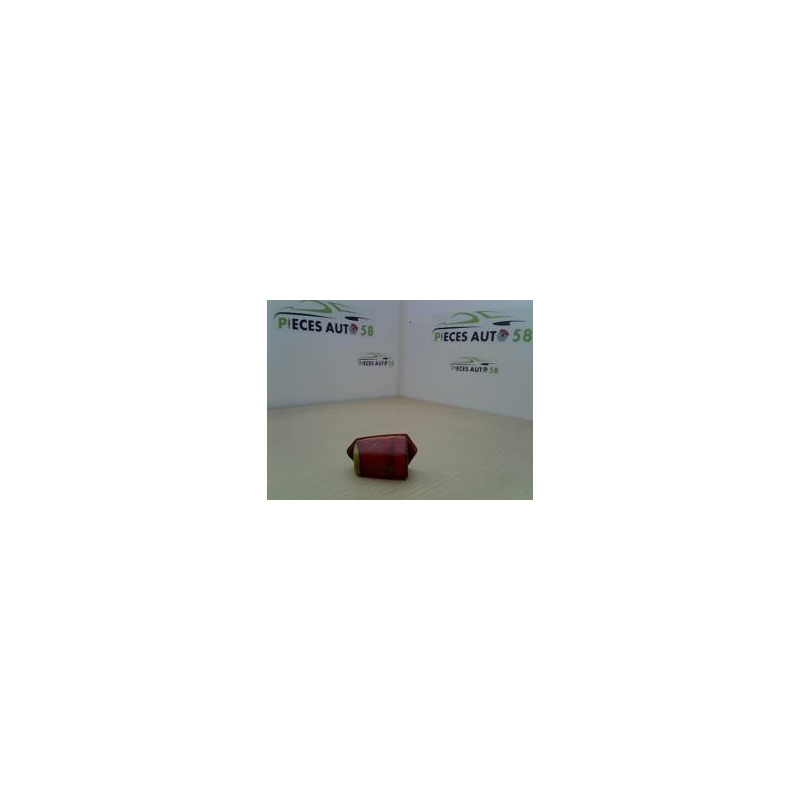 Cabochon arriere droit CITROEN 2CV d’occasion