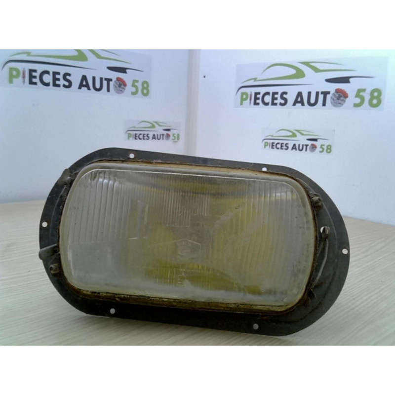 Optique avant principal droit (feux)(phare) RENAULT R12 d’occasion