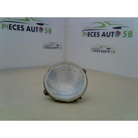 Optique avant principal gauche (feux)(phare) RENAULT ESTAFETTE d’occasion