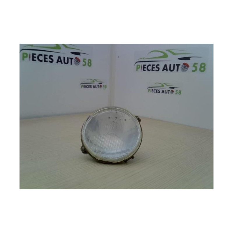 Optique avant principal gauche (feux)(phare) RENAULT ESTAFETTE d’occasion