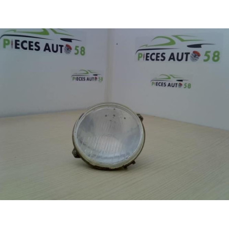 Optique avant principal gauche (feux)(phare) RENAULT ESTAFETTE d’occasion