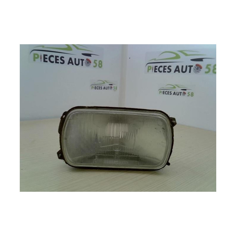 Optique avant principal droit (feux)(phare) RENAULT R12 d’occasion